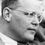 Picture to the biography of Dietrich Bonhoeffer